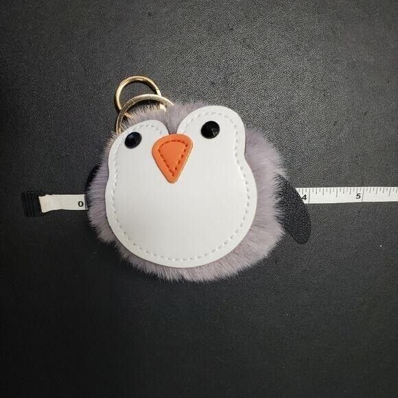 "I would love to hold your keys for you" - Picture 5 of 7